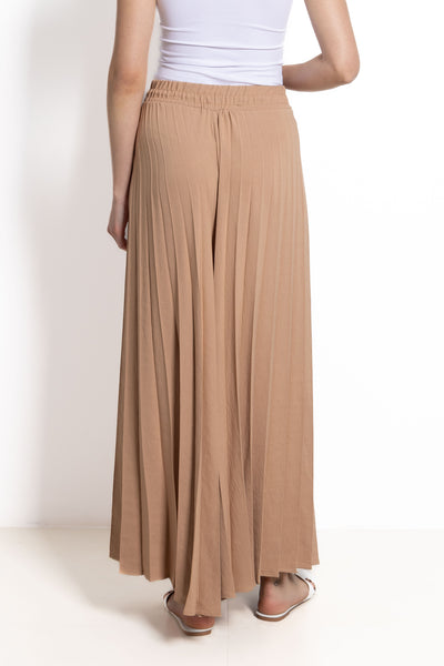 PLEATED WIDE-LEG TROUSERS