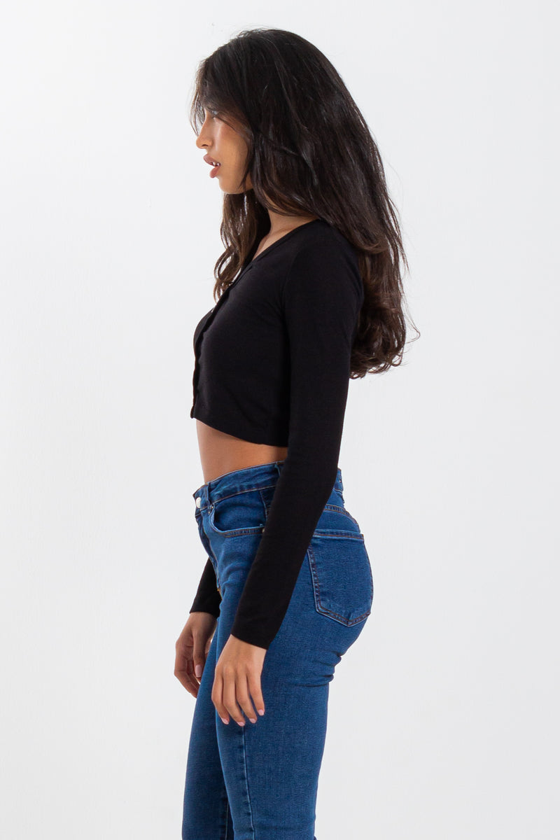 BUTTONED CROP TOP