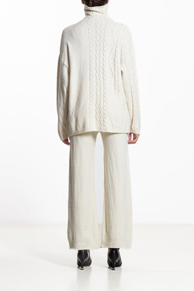 CABLE KNIT SWEATER SET