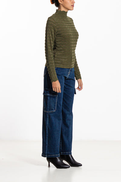 HIGH NECK TEXTURED TOP