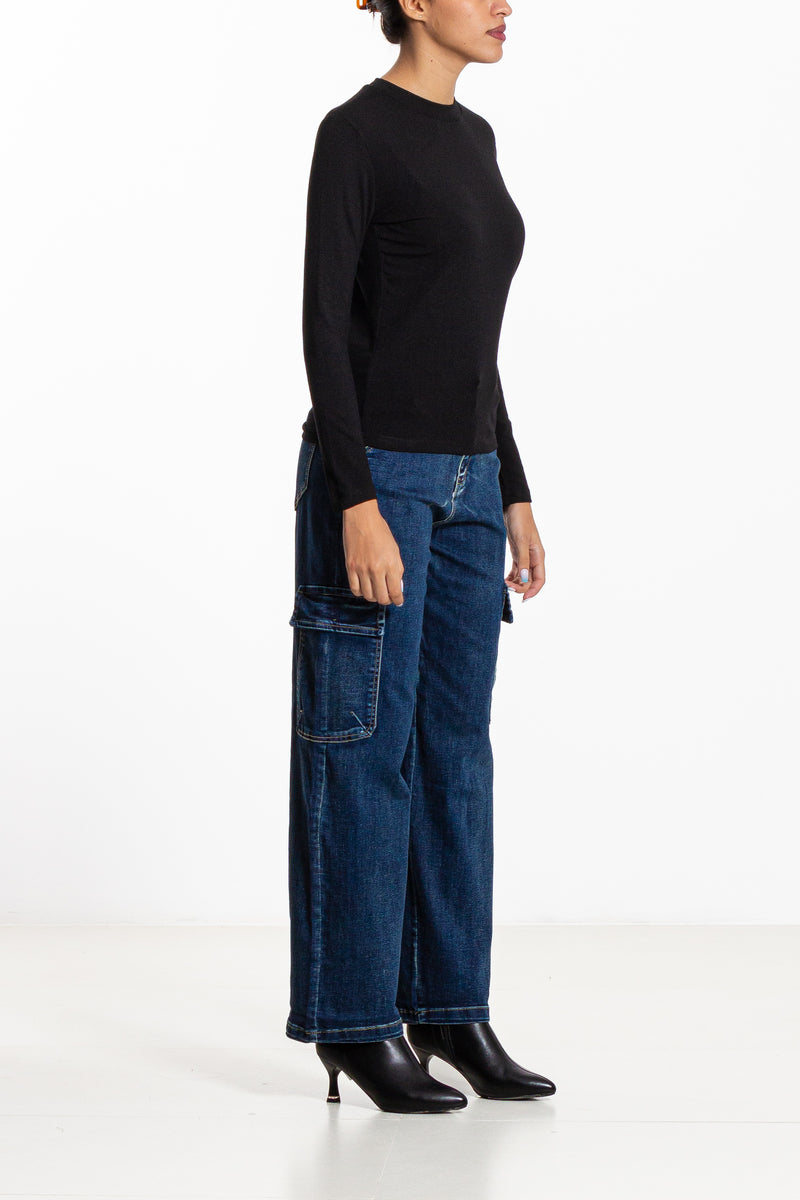 BASIC KNIT SWEATER