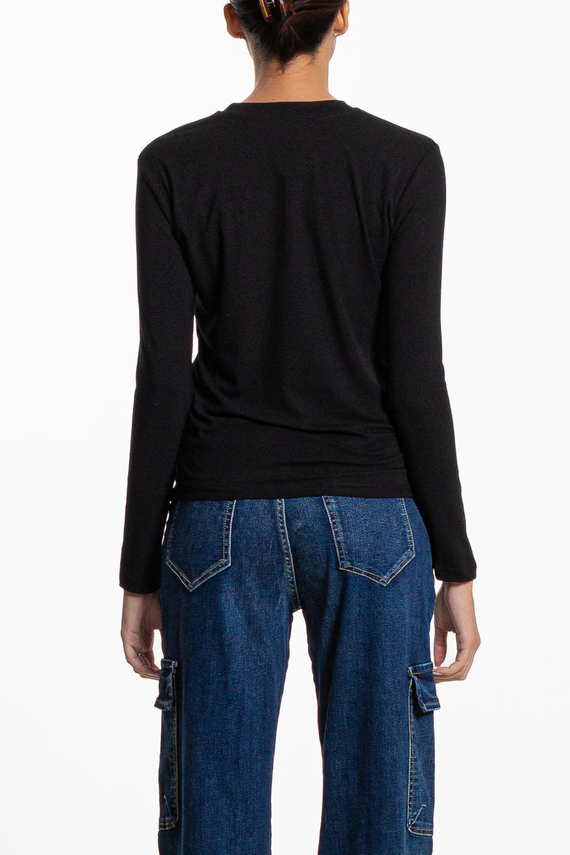 BASIC KNIT SWEATER