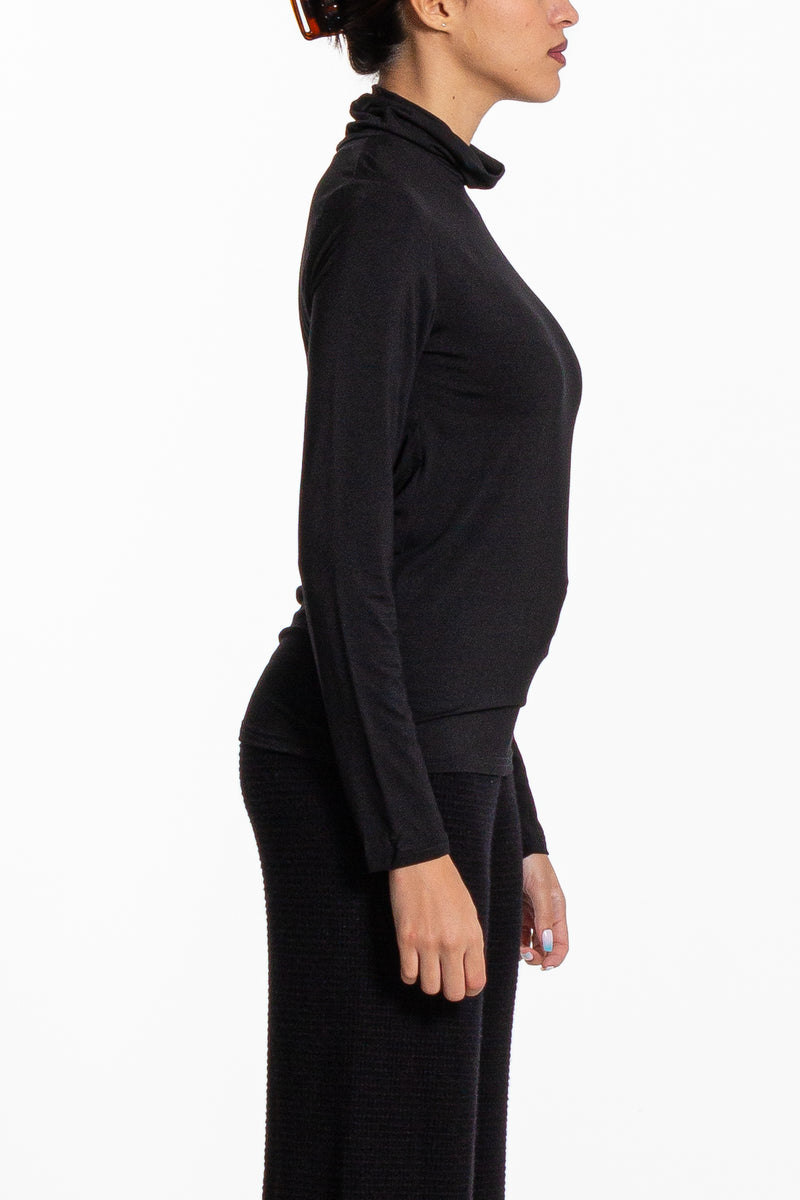 BASIC HIGH NECK TOP