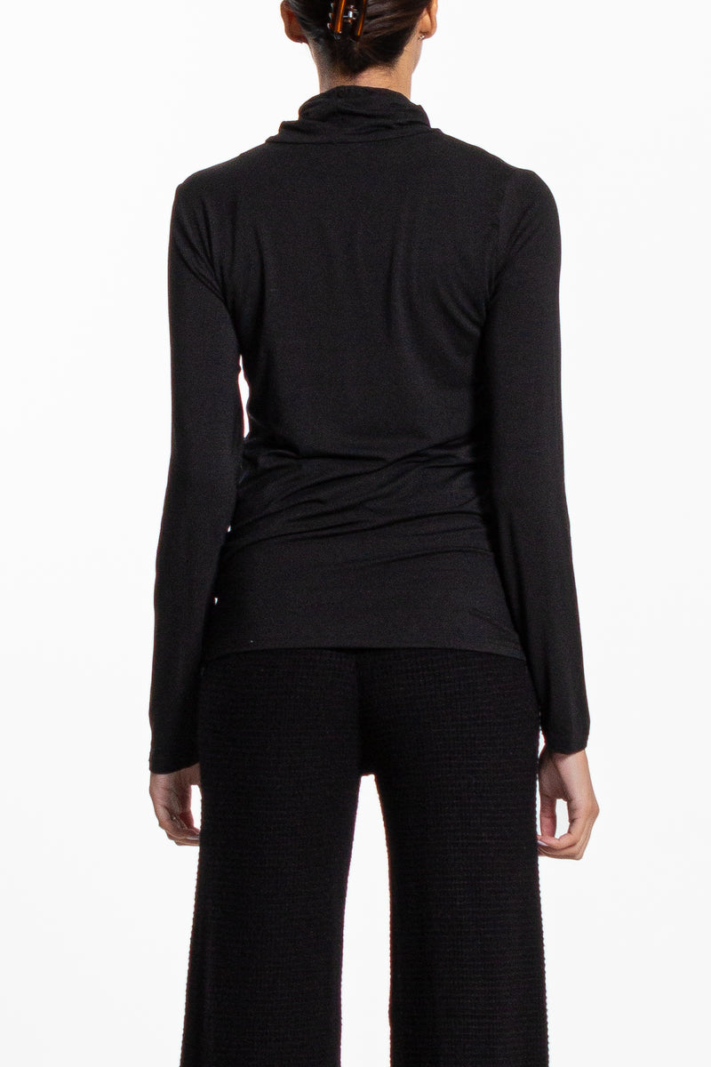 BASIC HIGH NECK TOP
