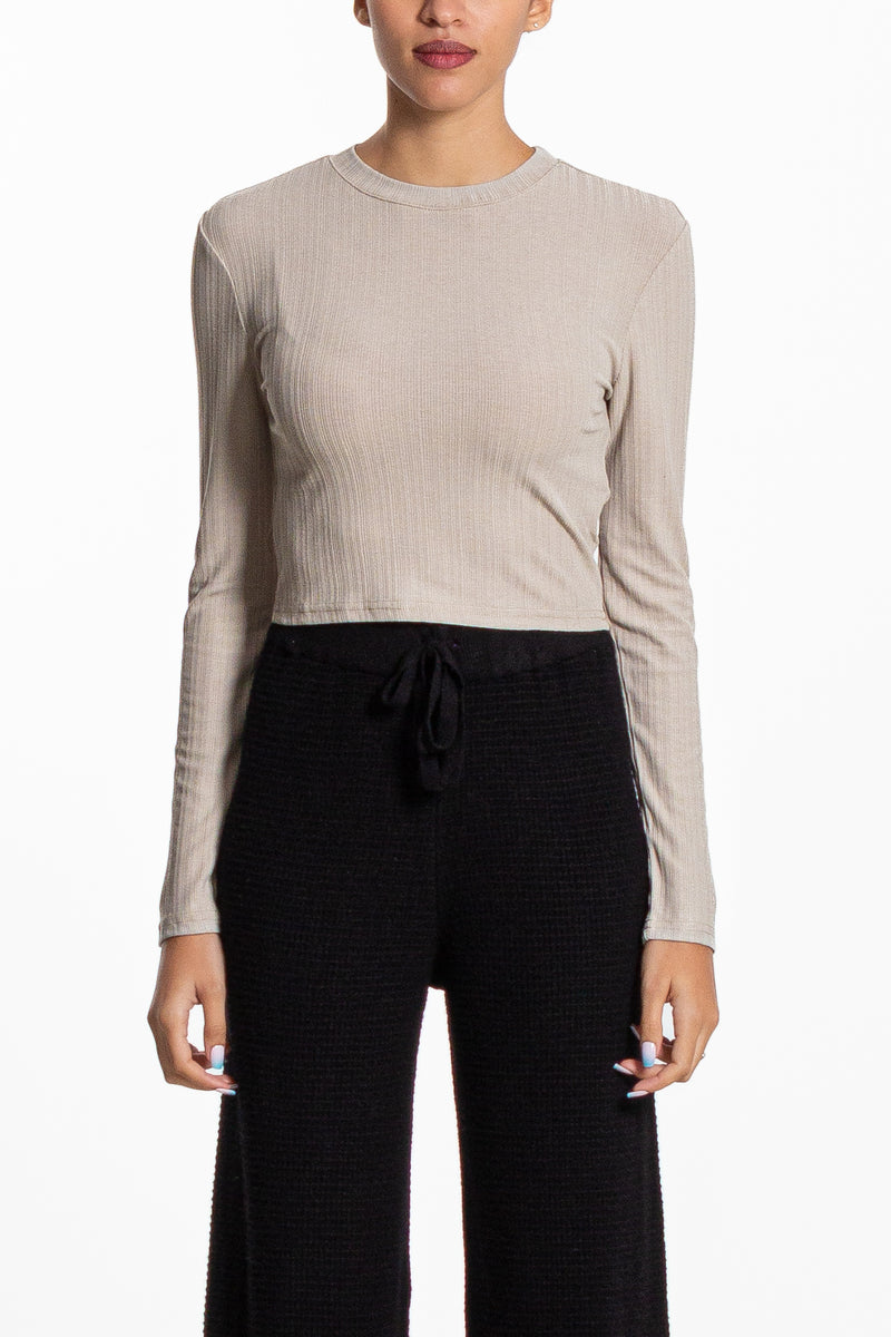 LIGHTWEIGHT TEXTURED TOP