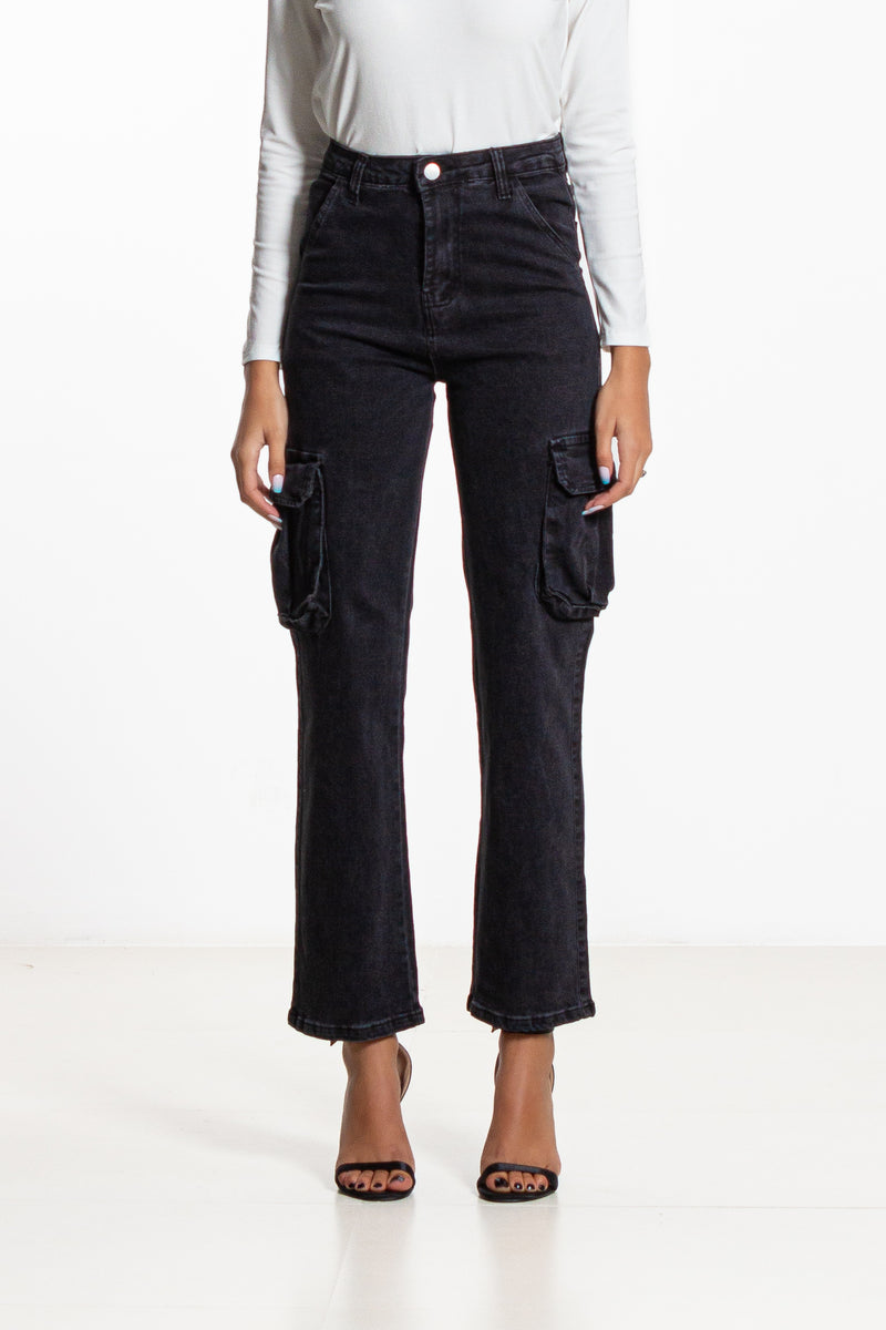STRAIGHT FIT CARGO JEANS