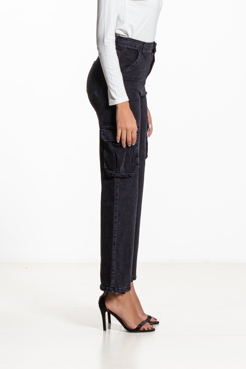 STRAIGHT FIT CARGO JEANS