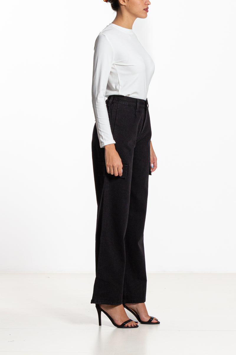 WIDE-LEG CARGO JEANS