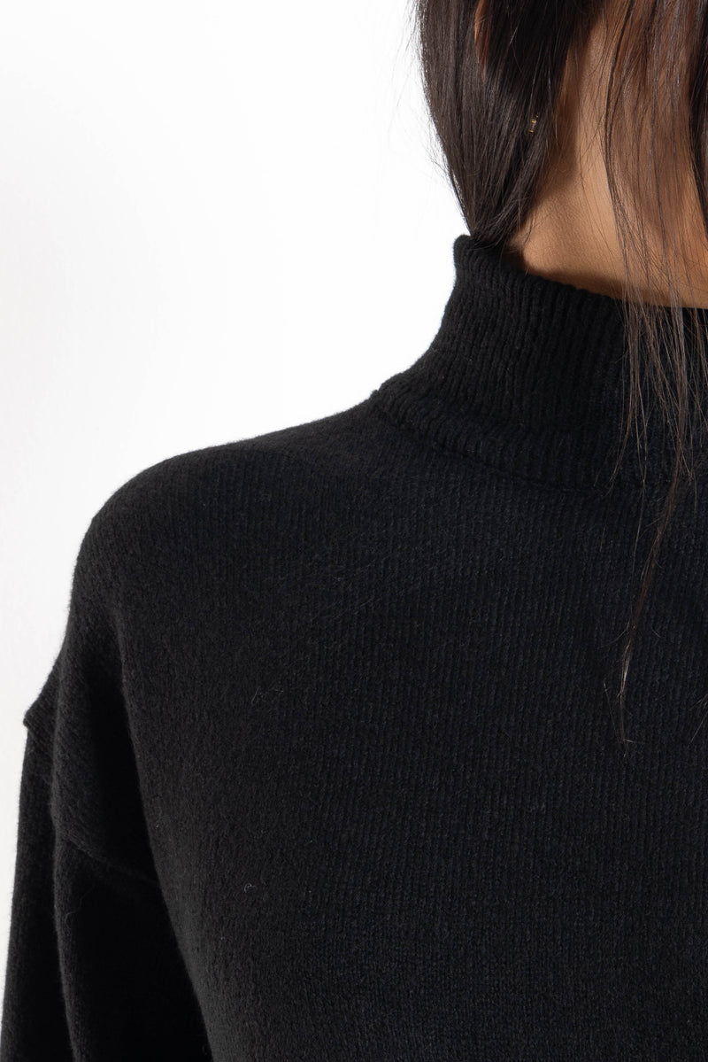 HIGH-NECK WOOL BLEND DRESS