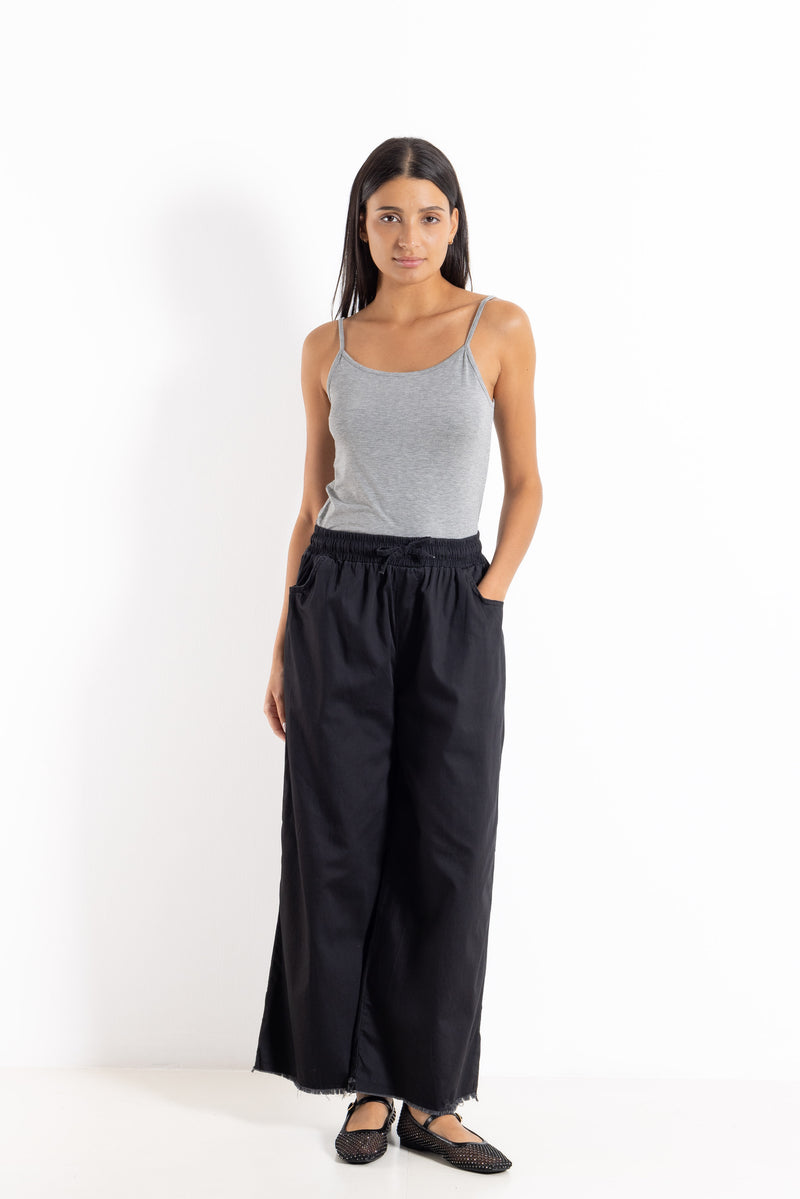 WIDE-LEG TROUSERS