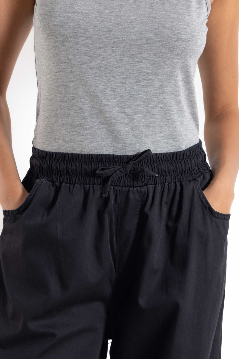 WIDE-LEG TROUSERS