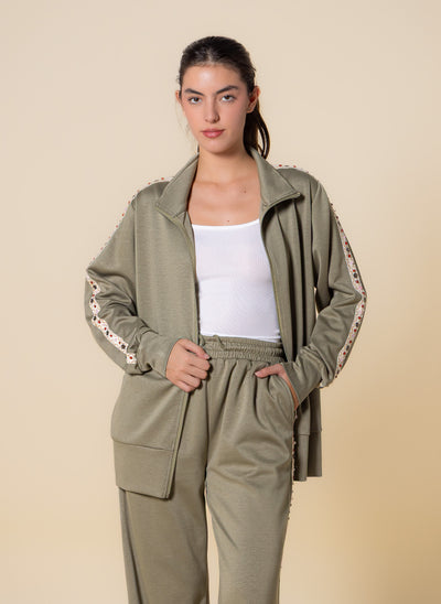 SOFT DETAILED TRACKSUIT SET