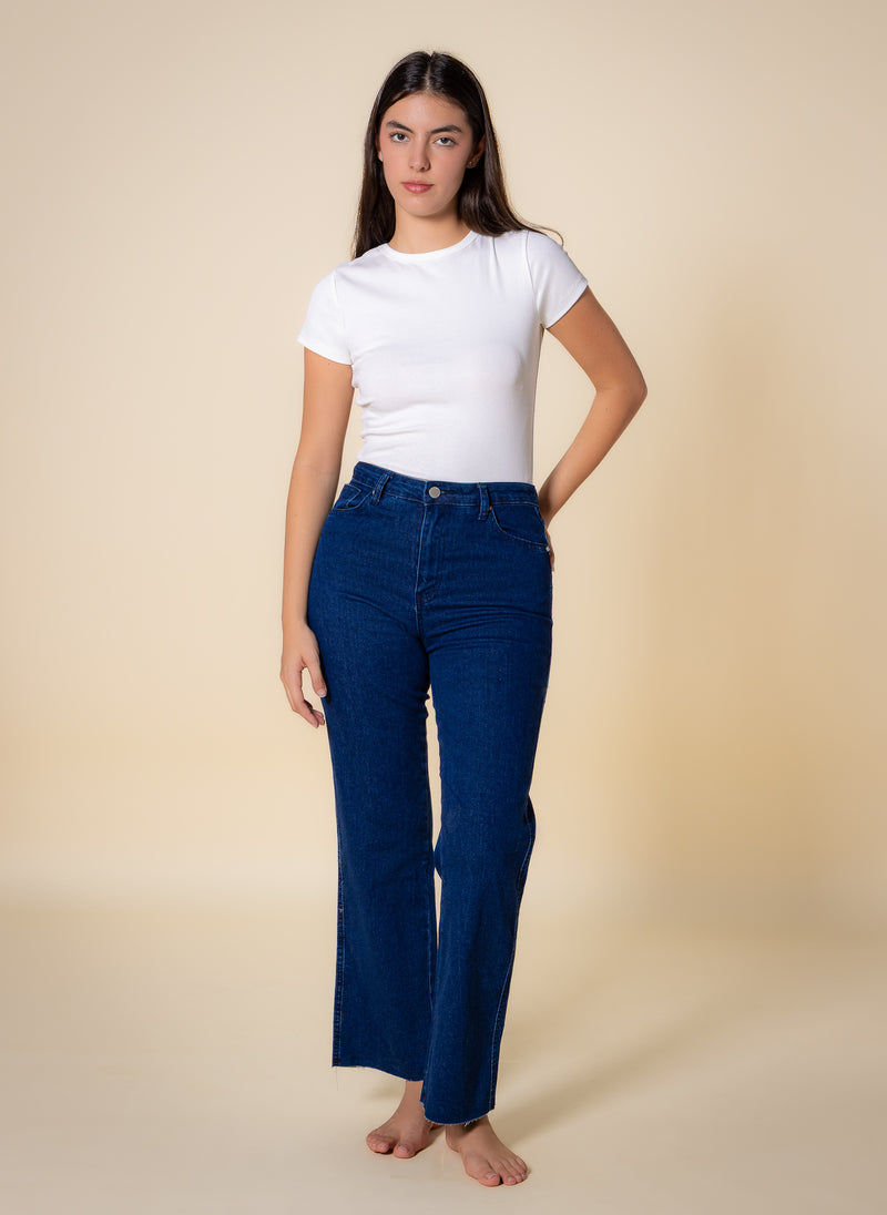 SOFT HIGH-WAIST JEANS