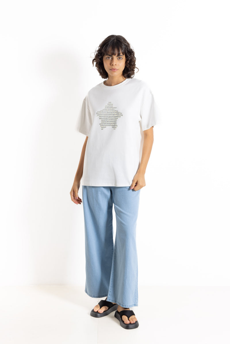 DETAILED STUDDED OVERSIZED T-SHIRT