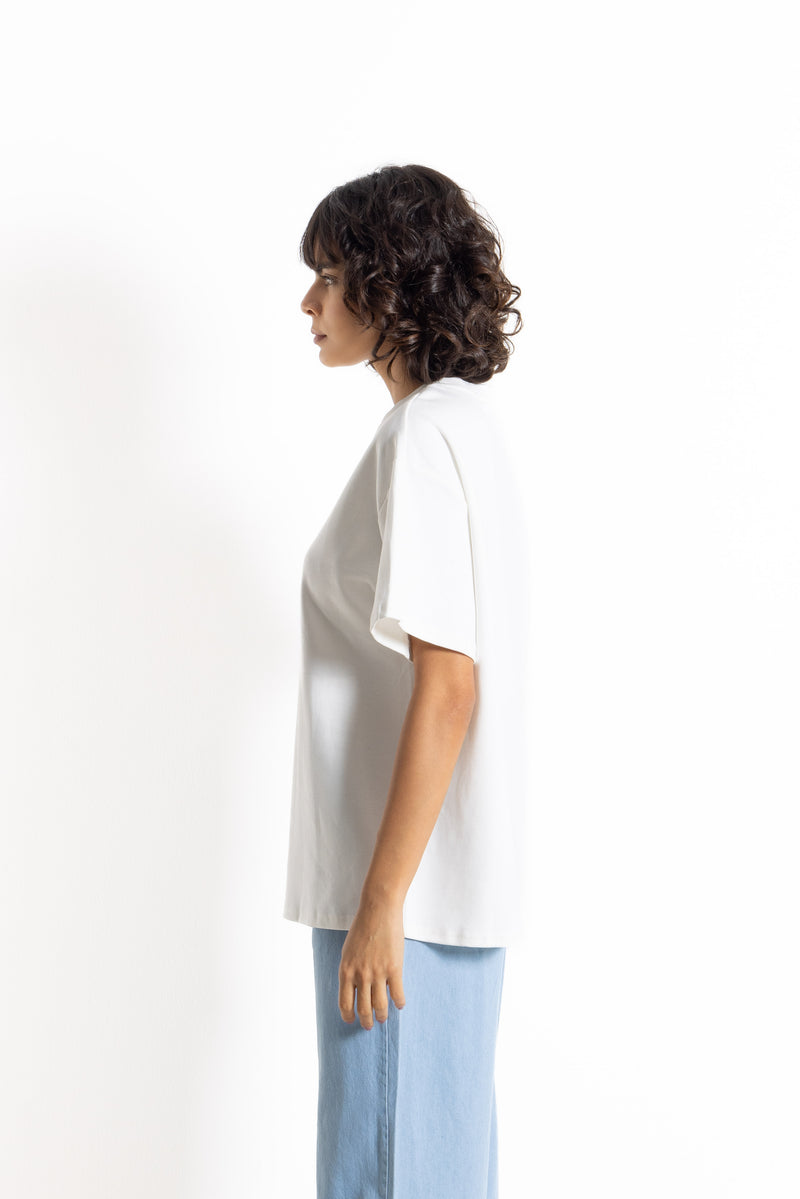 DETAILED STUDDED OVERSIZED T-SHIRT
