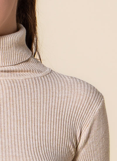 KNITTED HIGH-NECK TOP