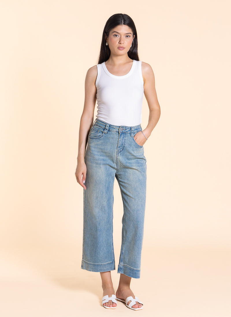 CROPPED HIGH-WAIST JEANS