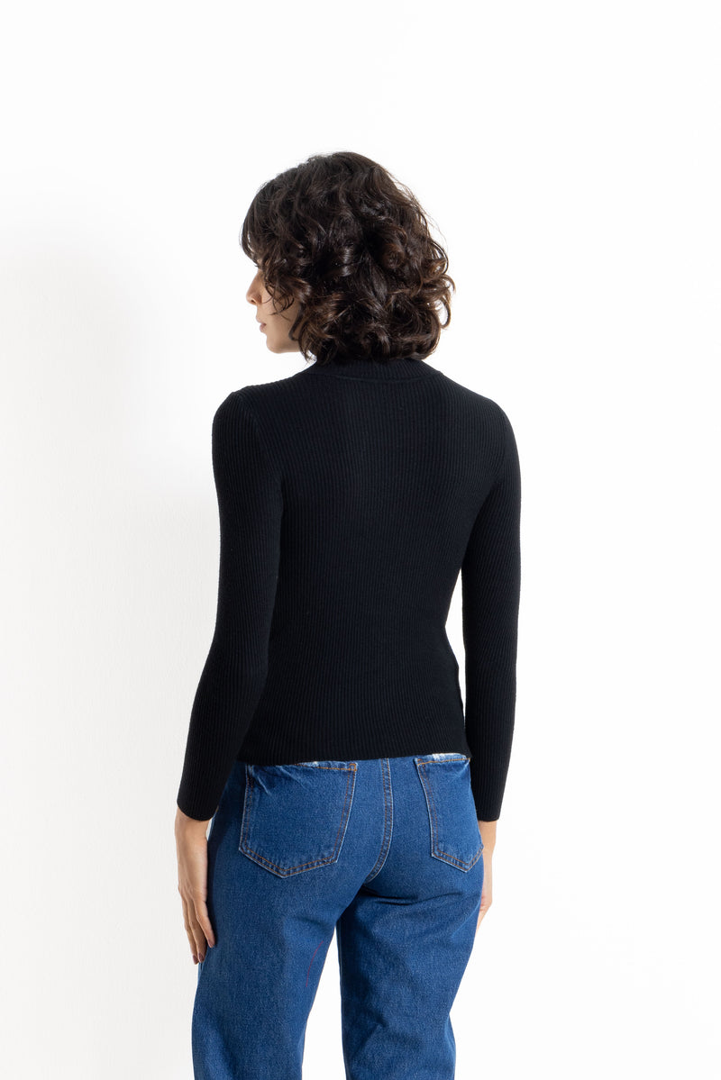 RIBBED KNIT TURTLE NECK TOP