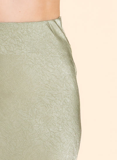 TEXTURED MIDI SATIN SKIRT