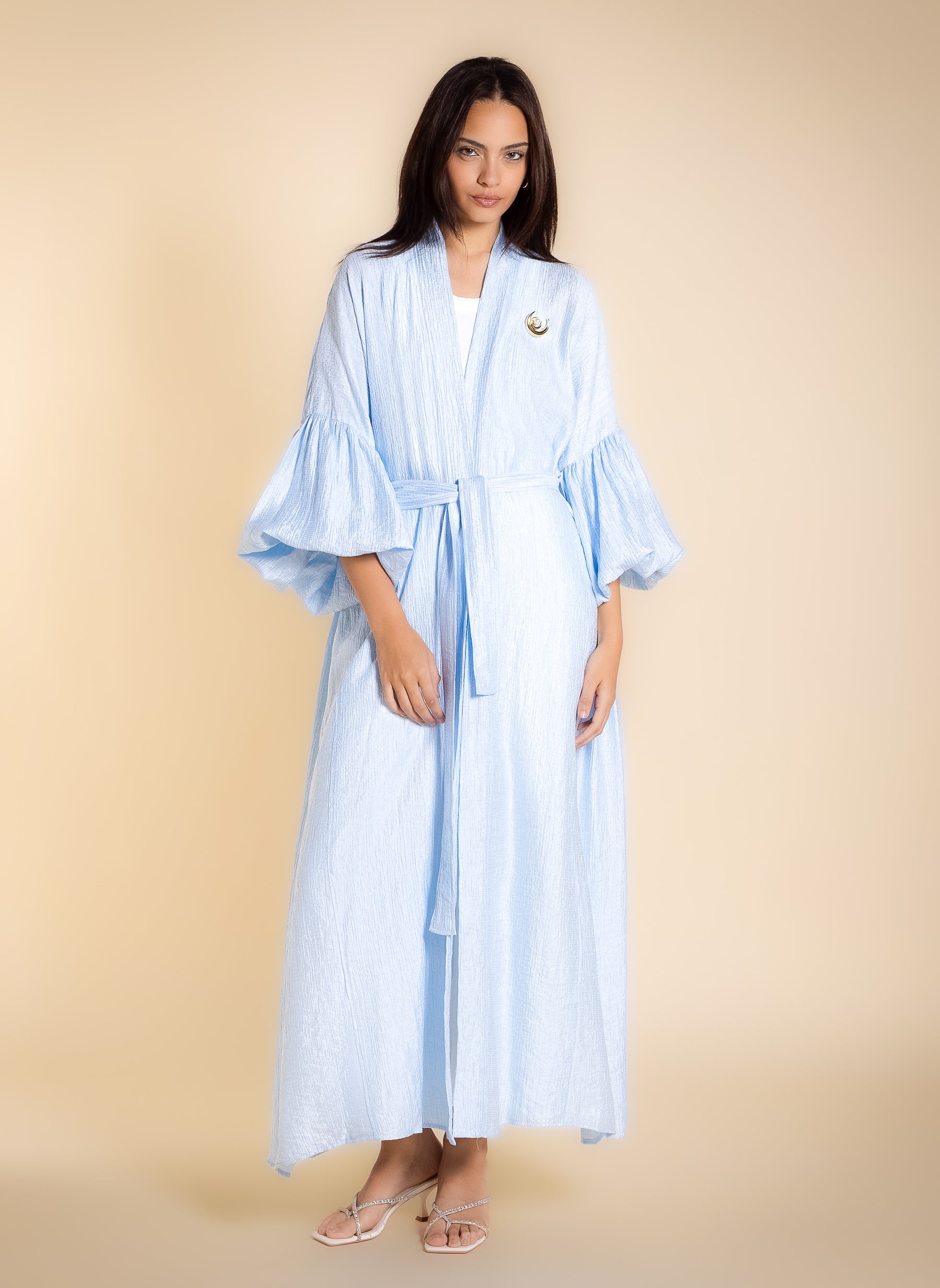 SHINY TEXTURED ABAYA WITH BELT
