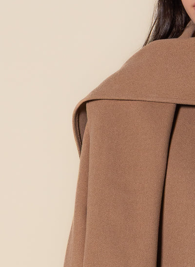 LONG COAT WITH SCAF