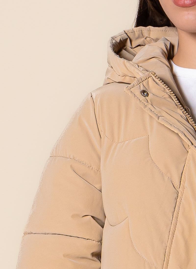 DETAILED PUFFER JACKET