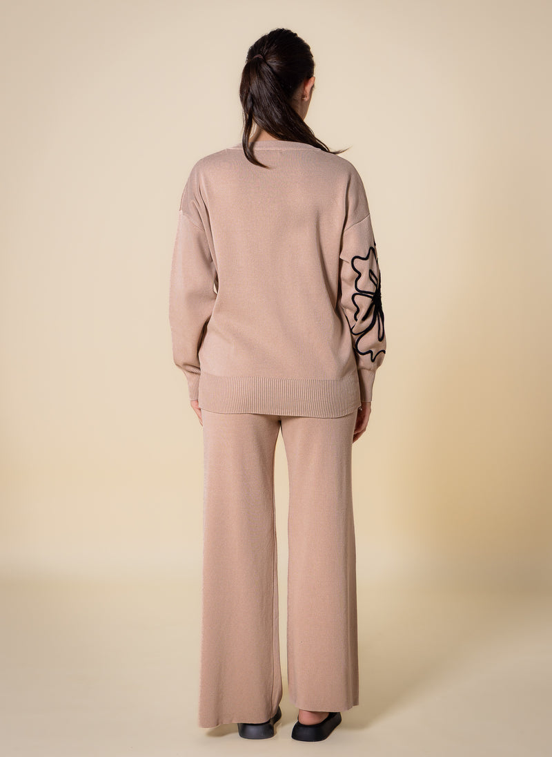 EMBROIDERED SWEATER SET